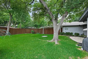 7668 La Cosa Dr, Dallas, TX 75248 - Photo 31