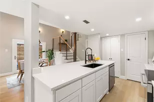 3219 Elizabeth St, Dallas, TX 75204 - Photo 9
