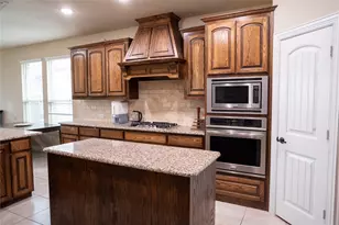 813 Seymour Ct, McKinney, TX 75071 - Photo 3
