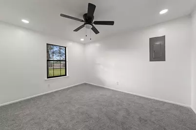 139 Claire Newell Lane, Waco, TX 76705 - Photo 9