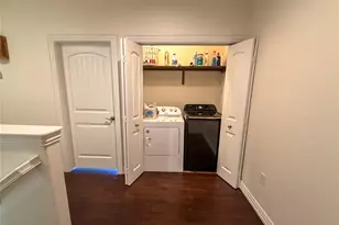 2410 S 2nd St, Waco, TX 76706 - Photo 5