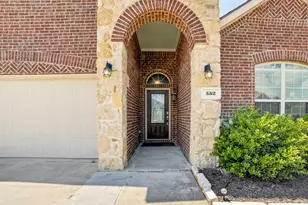 552 Winnetka Dr, Oak Point, TX 75068 - Photo 3