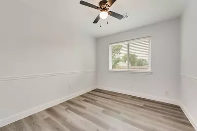 204 Hollywood Drive, Glenn Heights, TX 75154 - Photo 15