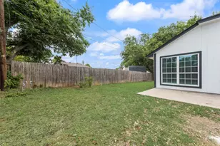 204 Hollywood Dr, Glenn Heights, TX 75154 - Photo 17