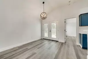 204 Hollywood Dr, Glenn Heights, TX 75154 - Photo 7