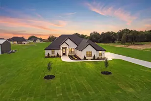 1041 Arbor Vista Dr, Azle, TX 76020 - Photo 1