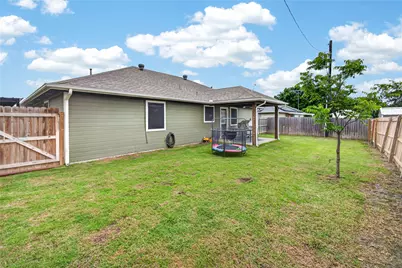 703 S College Street, Celeste, TX 75423 - Photo 27