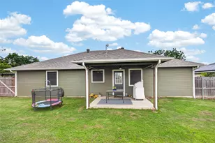 703 S College St, Celeste, TX 75423 - Photo 23