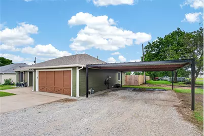 703 S College Street, Celeste, TX 75423 - Photo 3