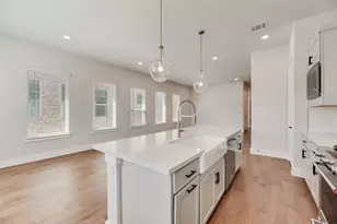 901 Ash Rd, Plano, TX 75075 - Photo 5