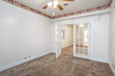 206 Ritchey Street, Gainesville, TX 76240 - Photo 17