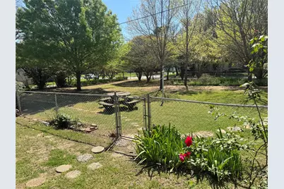 206 Ritchey Street, Gainesville, TX 76240 - Photo 31