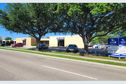 1340 S Main Street, Grapevine, TX 76051 - Photo 7