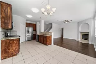 4506 Stirling Dr, Garland, TX 75043 - Photo 5