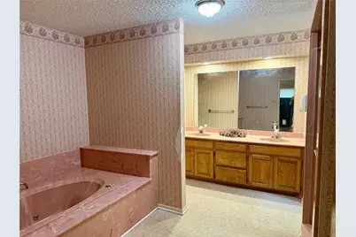 703 S Colorado Street, Whitney, TX 76692 - Photo 21