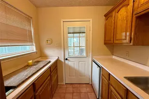 703 S Colorado St, Whitney, TX 76692 - Photo 25