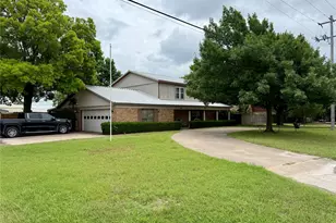 703 S Colorado St, Whitney, TX 76692 - Photo 3
