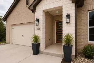 546 Roberts Run, Sherman, TX 75092 - Photo 3