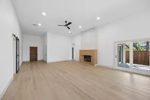 546 Roberts Run, Sherman, TX 75092 - Photo 5