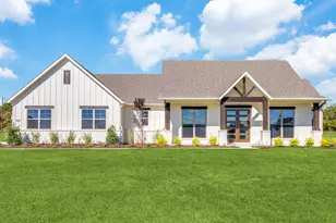 1001 Emery Ct, Weatherford, TX 76087 - Photo 1