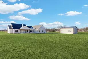 1001 Emery Ct, Weatherford, TX 76087 - Photo 3