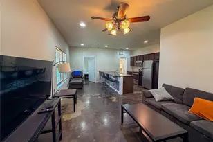 2410 S 2nd St, Waco, TX 76706 - Photo 3