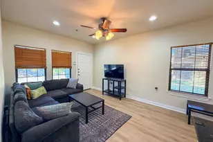 2410 S 2nd St, Waco, TX 76706 - Photo 5