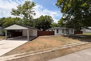 307 N 4th St, Crandall, TX 75114 - Photo 25