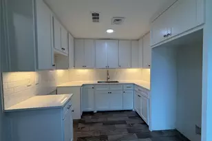 307 N 4th St, Crandall, TX 75114 - Photo 7