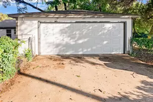 1425 Oakhill Dr, Plano, TX 75075 - Photo 15