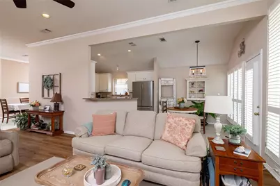 305 Chantilly Court, Hurst, TX 76054 - Photo 15