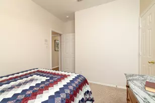 305 Chantilly Ct, Hurst, TX 76054 - Photo 29