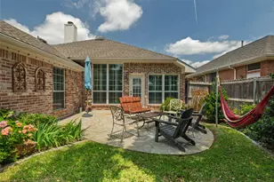305 Chantilly Ct, Hurst, TX 76054 - Photo 35
