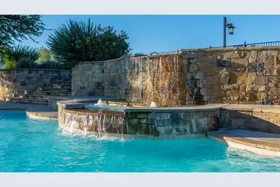 8620 Retreat Boulevard, Cleburne, TX 76033 - Photo 15