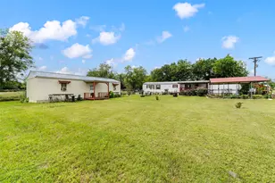 112 Woodlake Ln, Axtell, TX 76624 - Photo 21