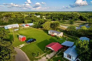 112 Woodlake Ln, Axtell, TX 76624 - Photo 3