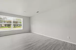 1310 Stone Dr, Irving, TX 75061 - Photo 11