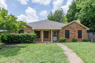 902 Wayne Ave, Duncanville, TX 75137 - Photo 1
