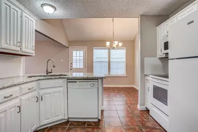 2124 Artherfield Drive, Carrollton, TX 75006 - Photo 7