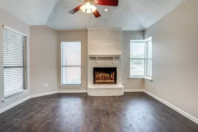 2124 Artherfield Drive, Carrollton, TX 75006 - Photo 5