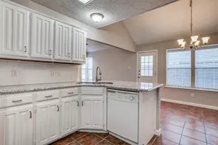 2124 Artherfield Dr, Carrollton, TX 75006 - Photo 7
