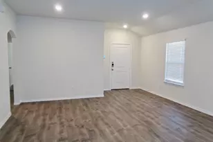 1806 Yale St, Farmersville, TX 75442 - Photo 3