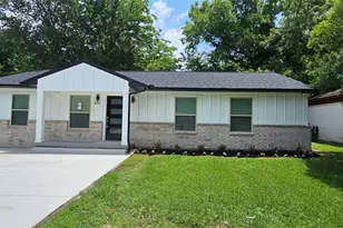 614 E Farmers Rd, Seagoville, TX 75159 - Photo 1