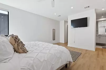 4305 Roseland Avenue, Dallas, TX 75204 - Photo 19