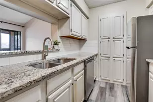 1310 Harwell Dr, Arlington, TX 76011 - Photo 13
