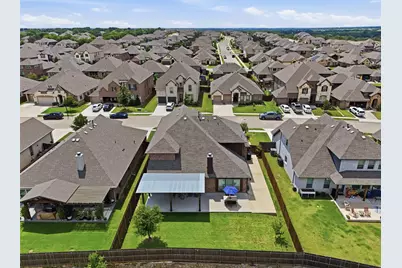 1122 Alderwood Drive, Justin, TX 76247 - Photo 33