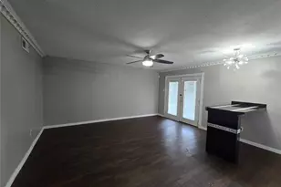 624 Oceanview Dr, Dallas, TX 75232 - Photo 9
