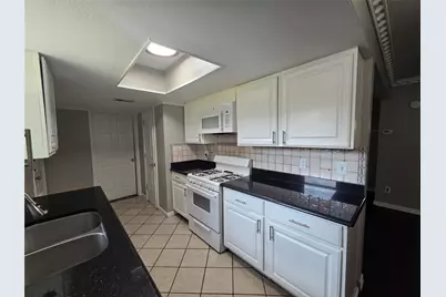 624 Oceanview Drive, Dallas, TX 75232 - Photo 13