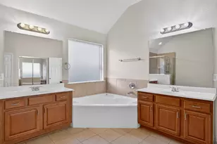 1410 Oxbow Dr, Cedar Hill, TX 75104 - Photo 7