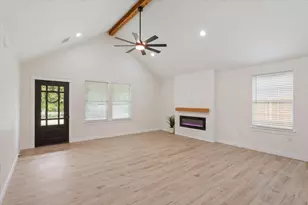 924 Church Ave, Waco, TX 76706 - Photo 5